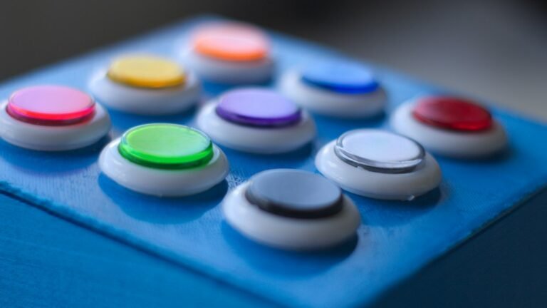 Joystick y botones arcade